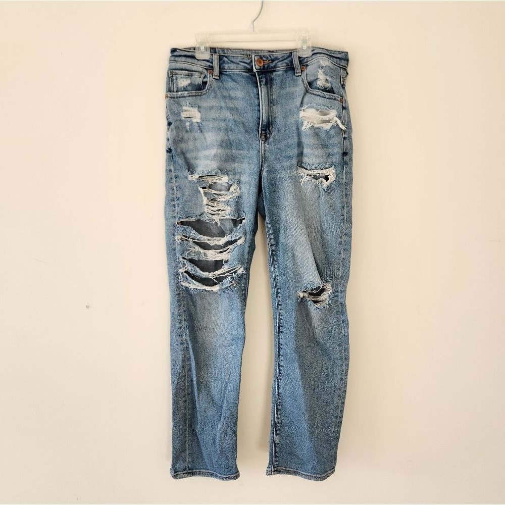 American Eagle Mom Jeans Distressed Ripped Straight Leg Jeans 8 - Picture 1 of 8
